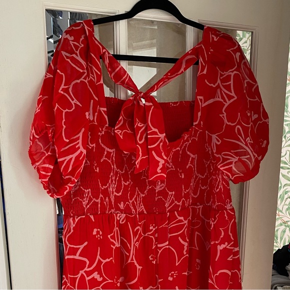 Wednesday’s Girl dress (red floral) - Picture 4 of 4